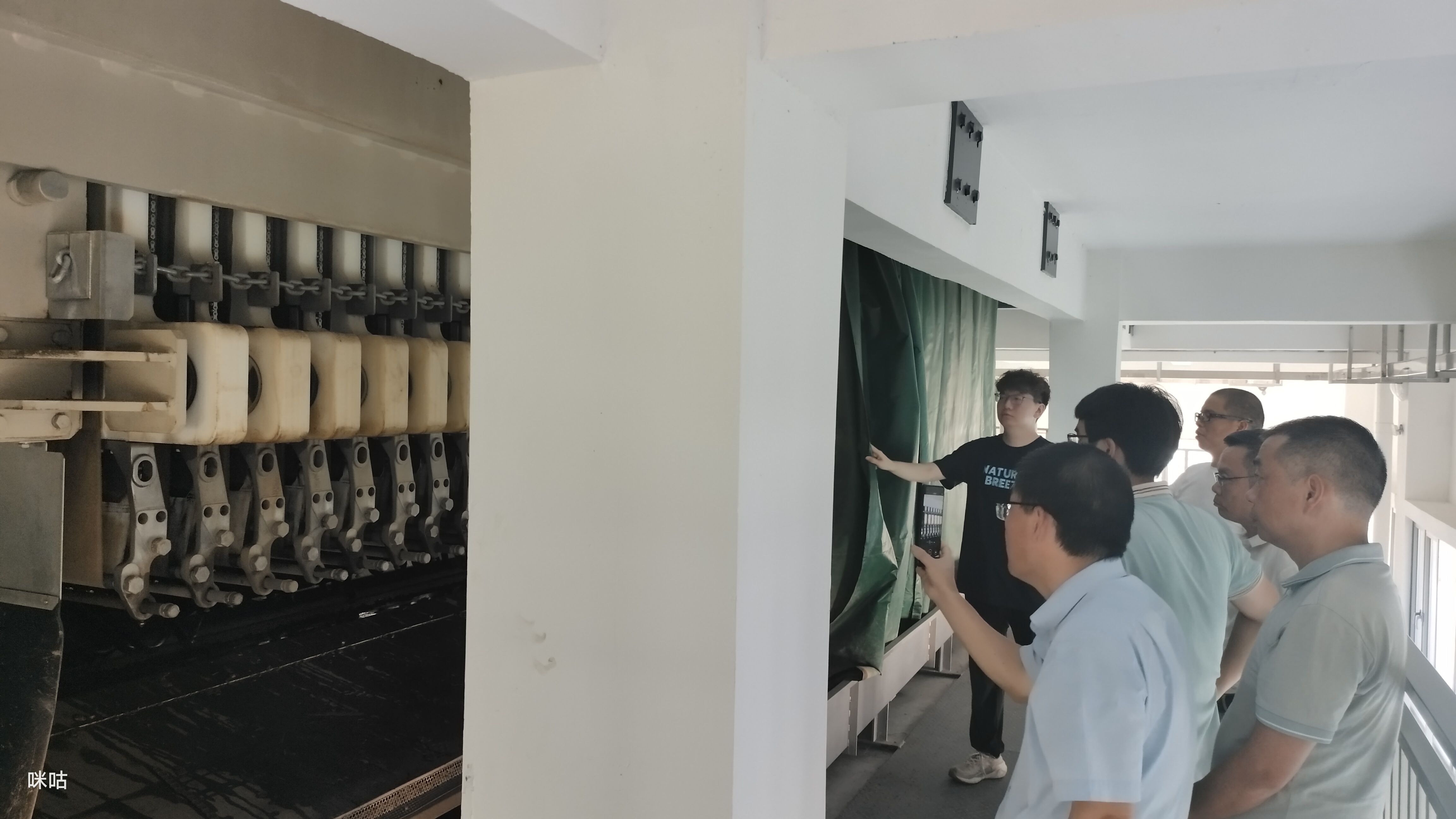 客户考察现场交流